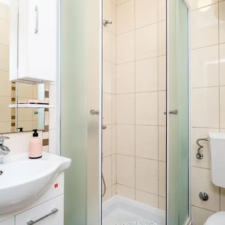 Bellevue Apartment